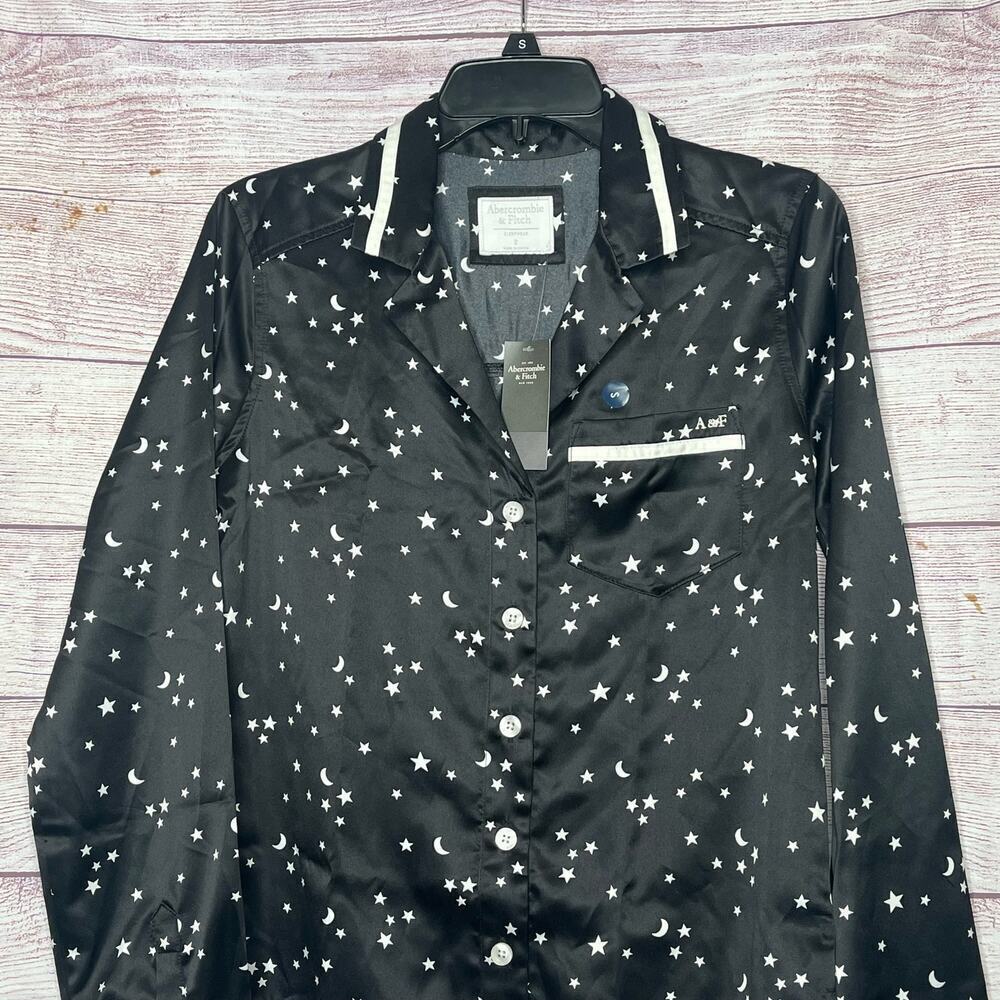 Abercrombie & Fitch Black Star Satin Button Down Pajama Top Size Small New - Picture 4 of 8